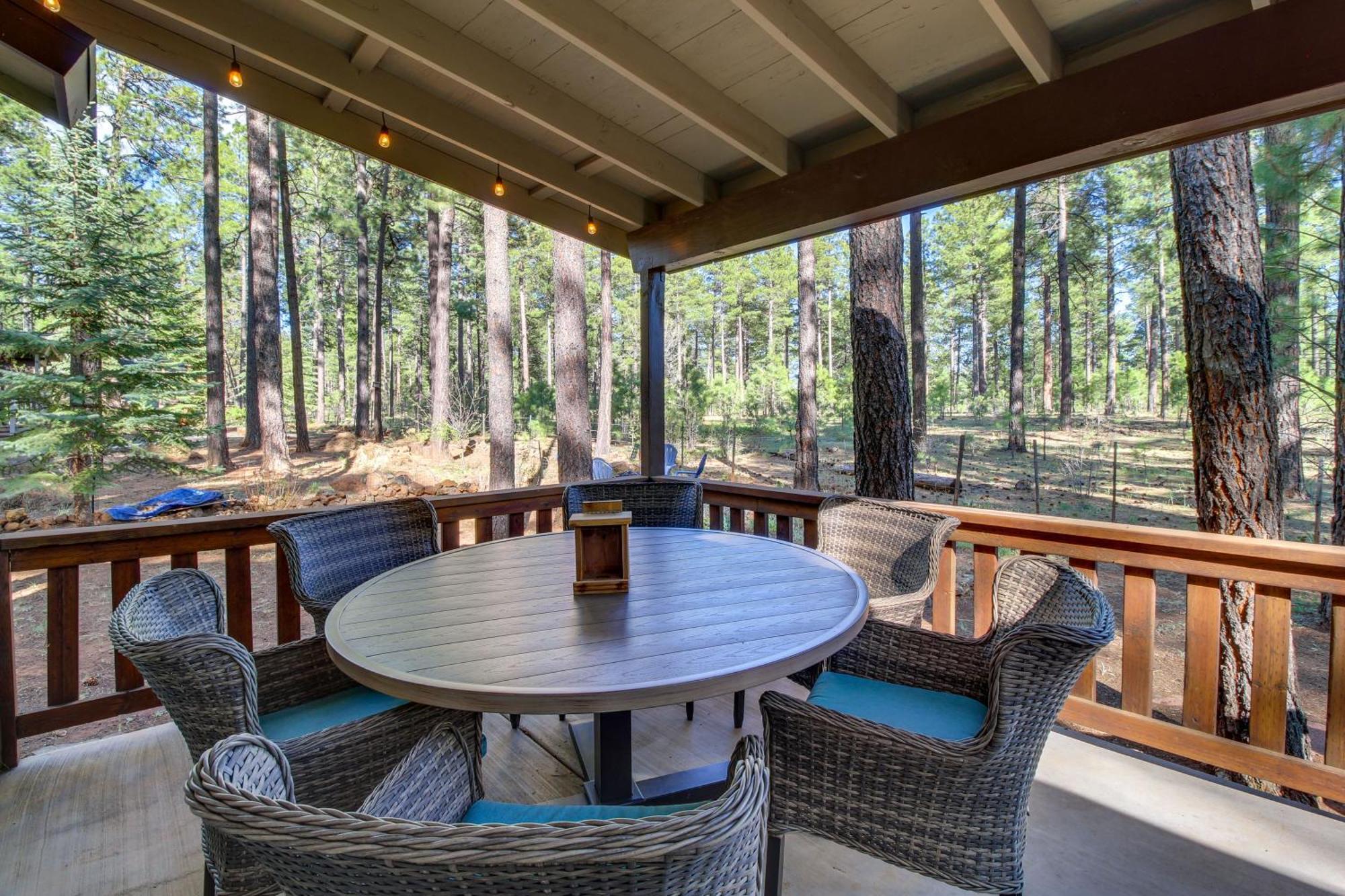 Вилла Peaceful Pinetop Cabin With Deck And Fire Pit! Indian Pine Экстерьер фото