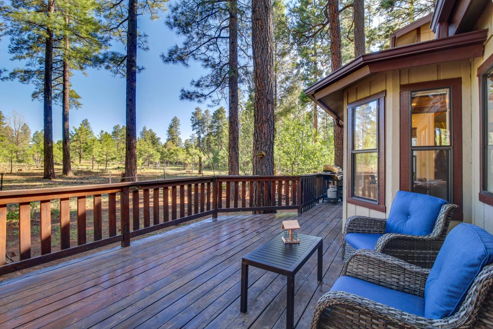 Вилла Peaceful Pinetop Cabin With Deck And Fire Pit! Indian Pine Экстерьер фото